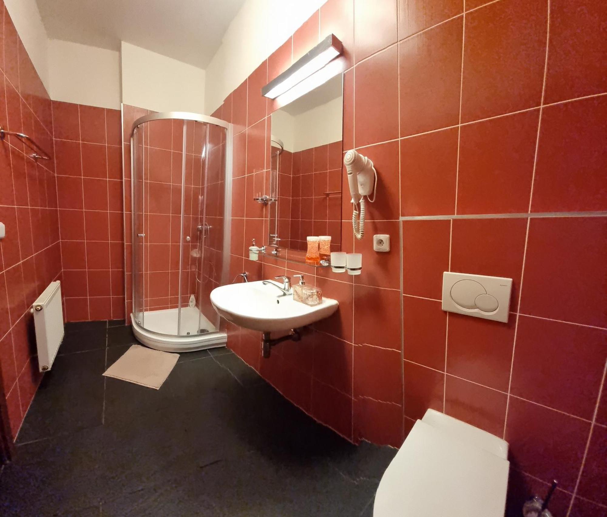 Nevinne Apartmany Kolín Exteriér fotografie